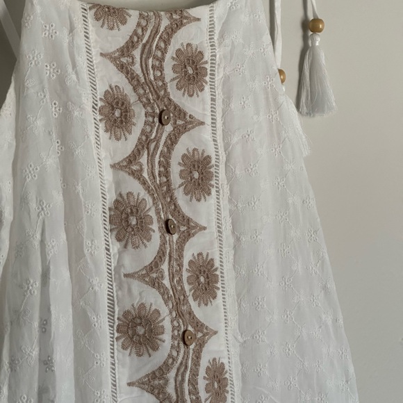 Embroidered mini - Picture 2 of 5